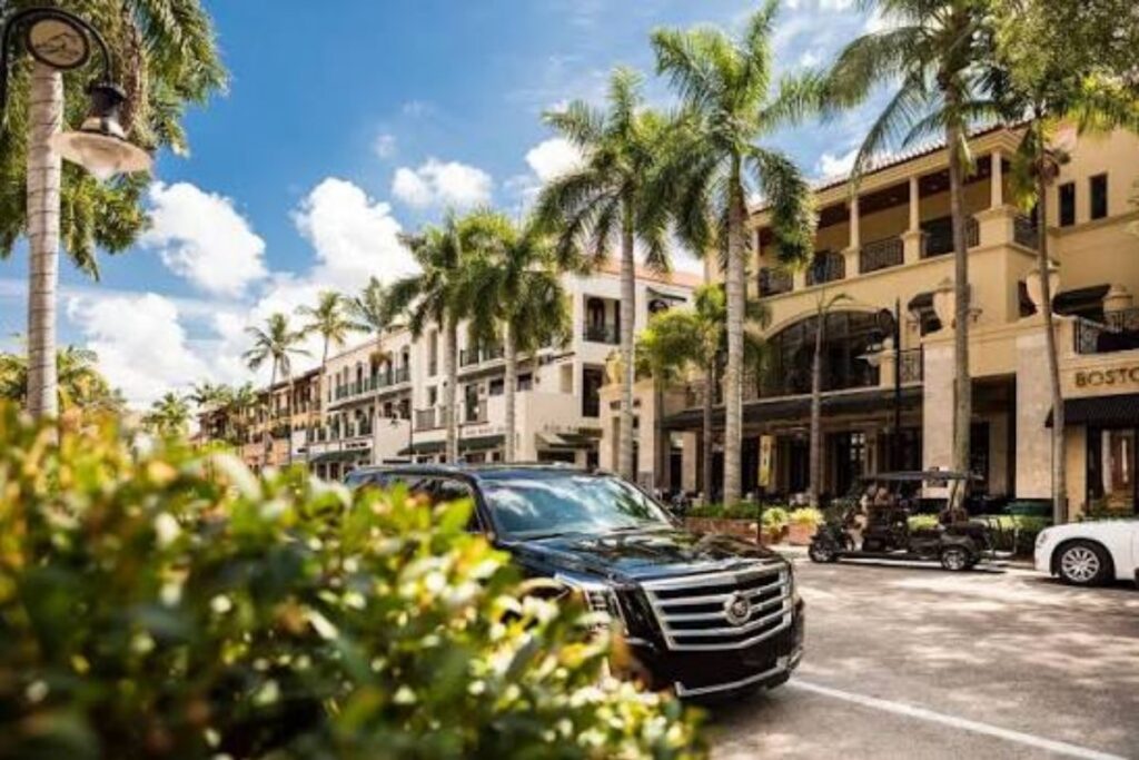 Downtown Naples Florida 5th Ave Near Keelanie Residence