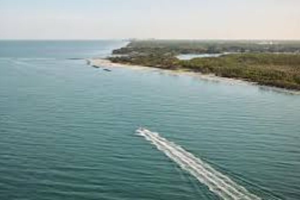 naples florida boating in the gulf by keeywadin island